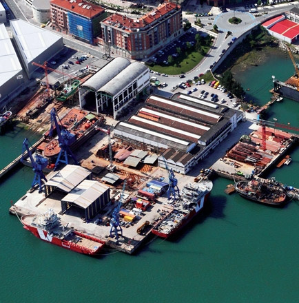 Zamakona shipyards in Pasaia, Gipuzkoa Zamakona shipyards in pasaia, Gipuzkoa
